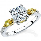 18k White and Yellow Gold Golden Marquise Diamond Side Stone Bridal Set
